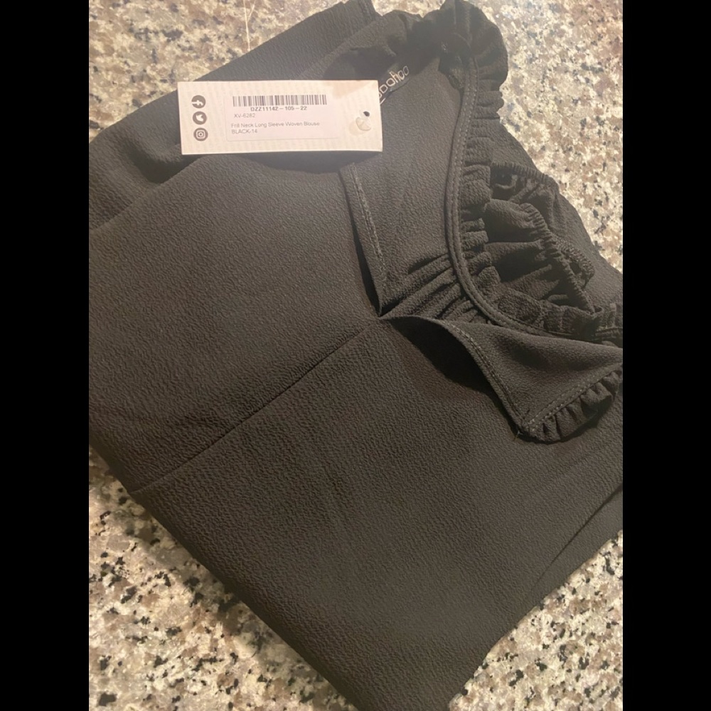 Black long sleeve blouse size 14 New with Tag 🖤